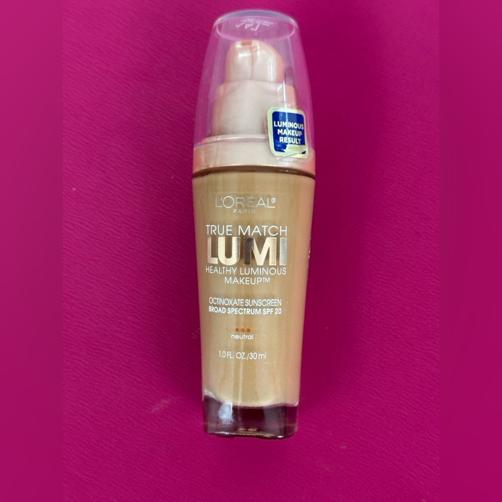 L'Oreal Paris True Match Lumi Liquid Healthy Luminous Foundation  Creamy Natural